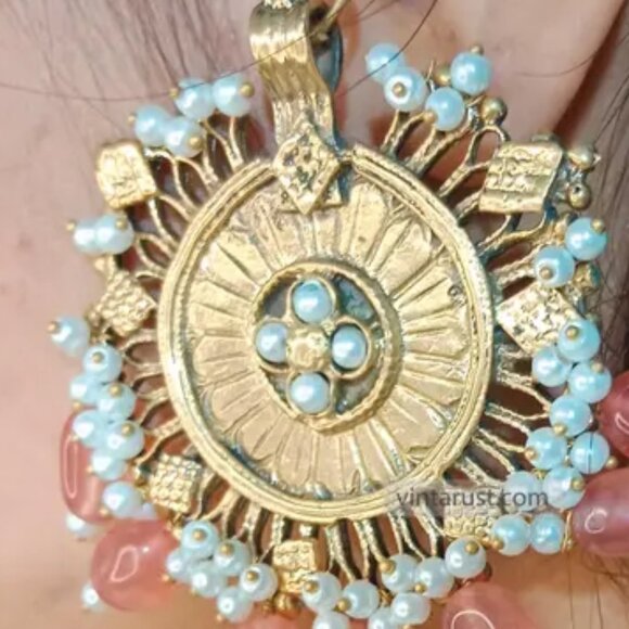 Handmade Golden Dangle Earrings: Pearl & Pink Bead Bohemian Jewelry - Picture 8 of 8